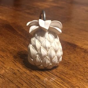 Pineapple shower hooks - set of 12